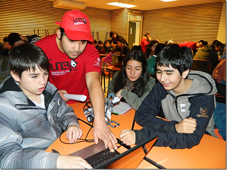 Lanzamiento Talleres de Robótica 5