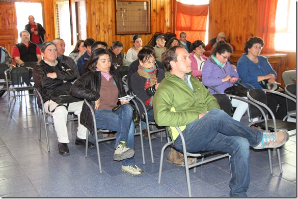 seminario chaqueta amarilla (1)