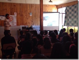 FOTO charla experto Sernageomin colegio villa san pedro