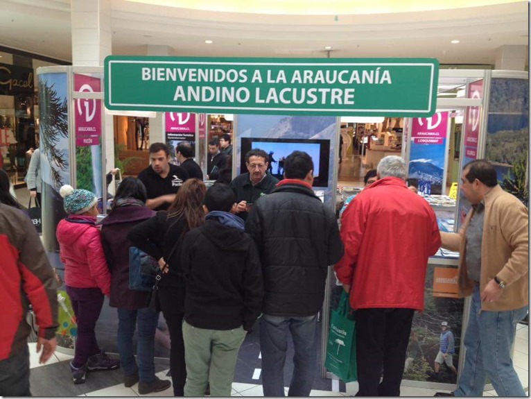 FOTO Pucón con stand en Concepción 3