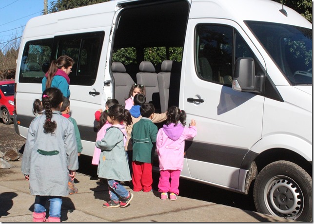 FOTO entrega de buses colegios municipales 2