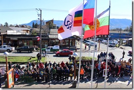 FOTO izamiento de la bandera