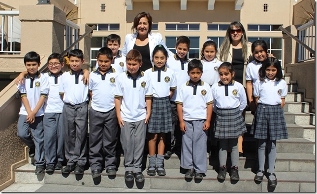 FOTO premiación alumnos los arrayanes 1