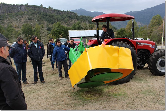 Tractor PDTI Curarrehue 02