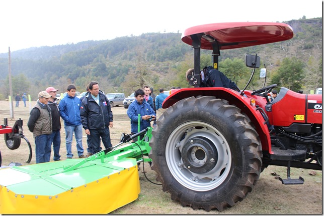 Tractor PDTI Curarrehue 03