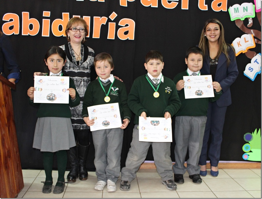 FOTO niños aprenden a leer 2