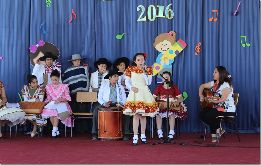 FOTO cierre talleres extraescolares 2