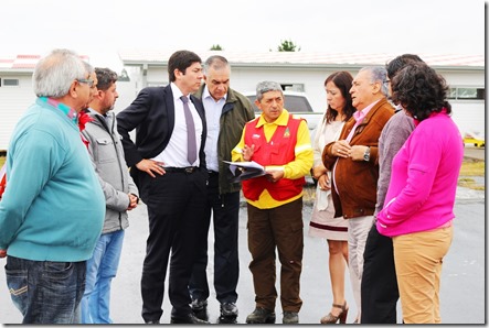 Director Nacional de Aeropuertos y Alcalde inspeccionan obras de conservación Aeródromo de Pucón (4)