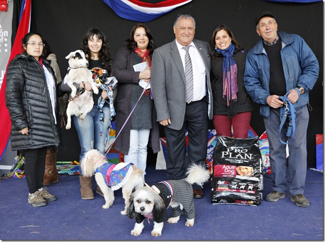 FOTO premiación mascotas 1