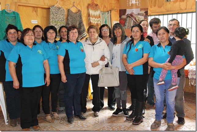 FOTO materiales mujeres de llafenco 3