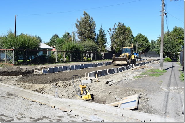 Obras de pavimentación son ejecutadas en Licán Ray (5)