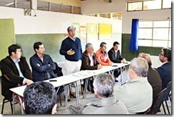 MOP se reúne con autoridades comunales y vecinos de Pucón  para coordinar trabajos de conservación del camino El Claro-Los Calabozos (5)