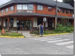 Municipalidad de Villarrica trabaja en limpieza de sumideros de aguas lluvias (1)
