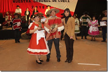 Adultos mayores de Villarrica participaron del Comunal de Cueca 2018 (4)