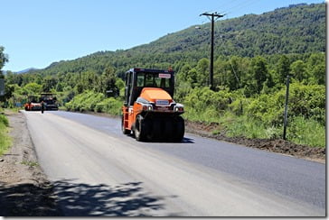 Avanzan trabajos de conservación sello y bacheo asfáltico Cruce Ruta 199-CH-Lago Caburgua en Pucón  5