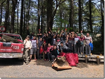 FOTO limpieza estudiantes pucón 4