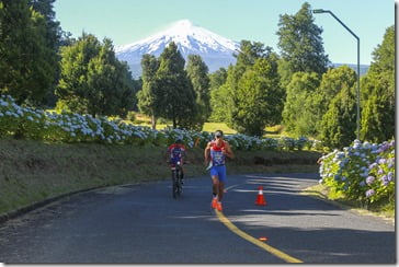 11 Enero, Pucón - Chile. Competencia Herbalife Ironman 70.3 Pucón 2015 que se desarrollo en la ciudad turistica de la región de la Araucania con los alrededores del volcán y lago Villarrica. 

Fotografía: Sebastian Miranda