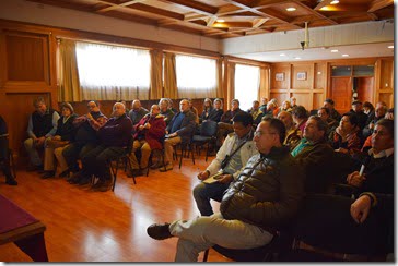 Vecinos, comunidades indígenas y autoridades locales exigen mayor información al proyecto doble vía en Villarrica (1)