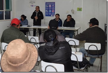 Vecinos de Rayén Lafquen analizan proyectos con la primera autoridad comunal