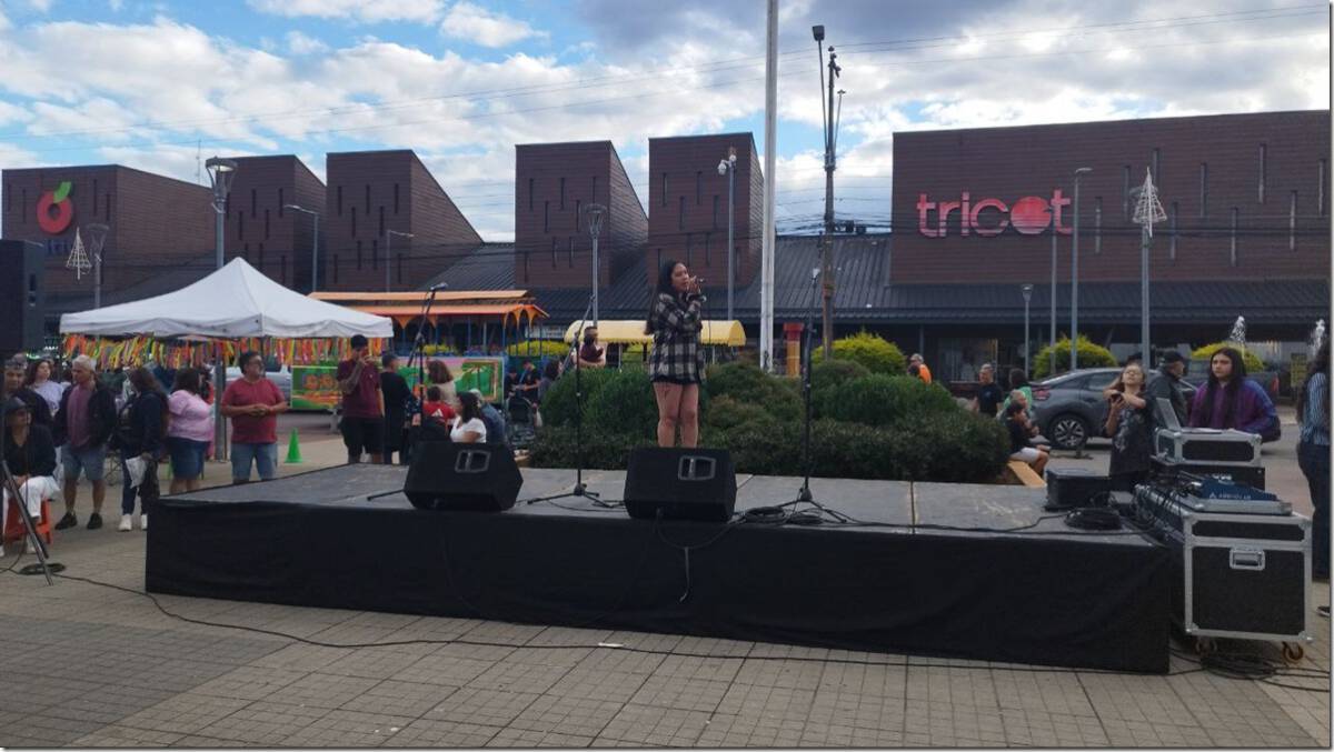 photo_4945166473957673927_y